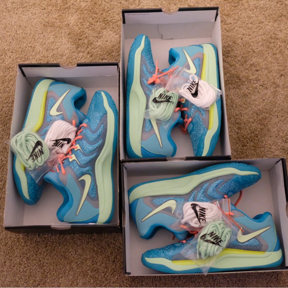 Nike KD17 x Jonquel Jones "Bahama Grit"